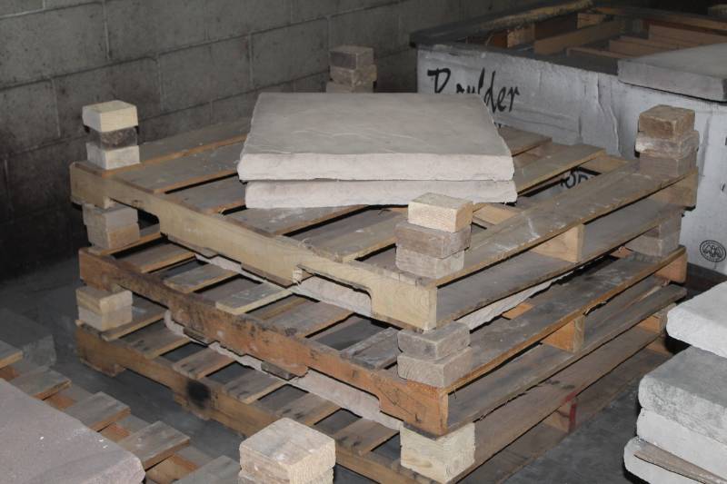 lot 228 image: Lot of (4) Boulder Creek Flats 32x32in., 24x24in.