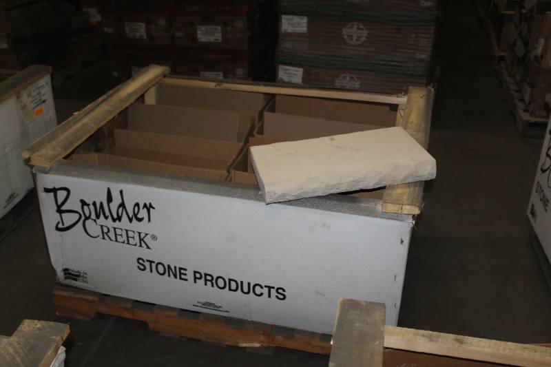 lot 232 image: Lot of (21) Boulder Creek Capstone 12x20x3in. Flat Antique Tan