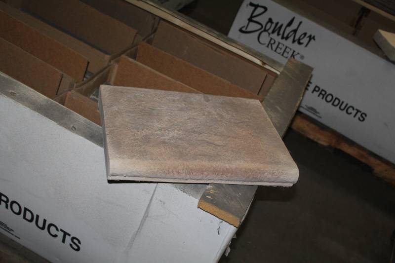 lot 234 image: Lot of (24) Boulder Creek Flats 12x18in.