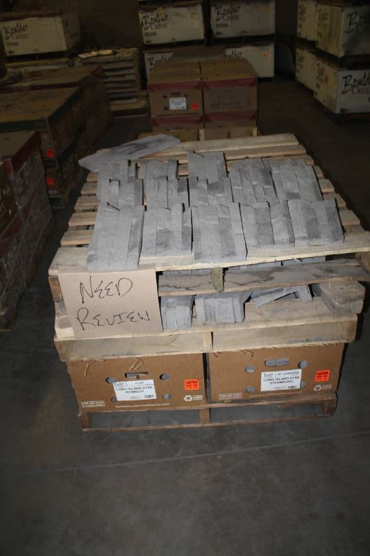 lot 259 image: Lot of (5 Pallet) Boulder Creek Long Island Stak Kennedy Misc. Corners, Corners and Flats