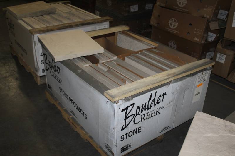 lot 272 image: Lot of (30) Boulder Creek Hearthstone 18x20in. Antique Tan