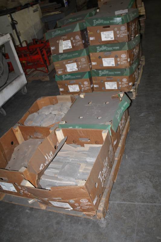 lot 269 image: Lot of (16 Boxes) Boulder Creek Castle Accent TivoliArkansas, Rubble Accent Pieces Tivoli, Various Types