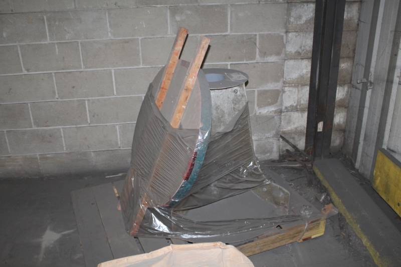 lot 291 image: Buddi Rhoads Fiberglass Mold Bistro Table