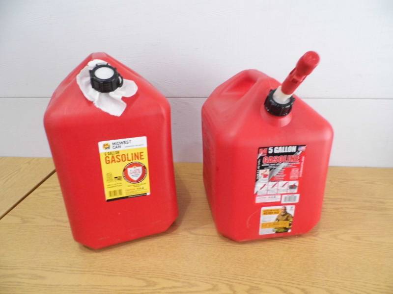 lot 13 image: 2 Gas Cans