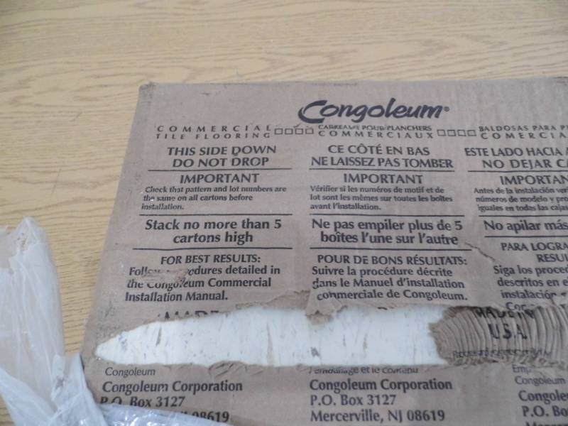 lot 61 image: Case of Congolium Commercial Tile