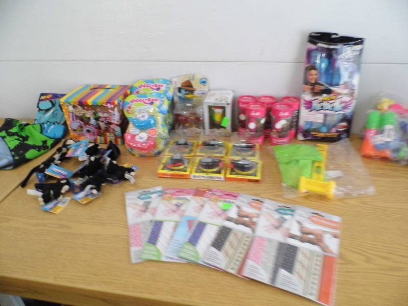 lot 84 image: New Toys