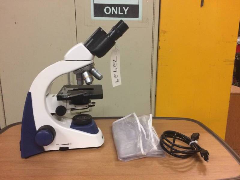 lot 4 image: WOW MSRP $1700 Unico G380 Medical Veterinarian Power & Light&nbspBinocular Microscope With 4 Objectives - Great Condition