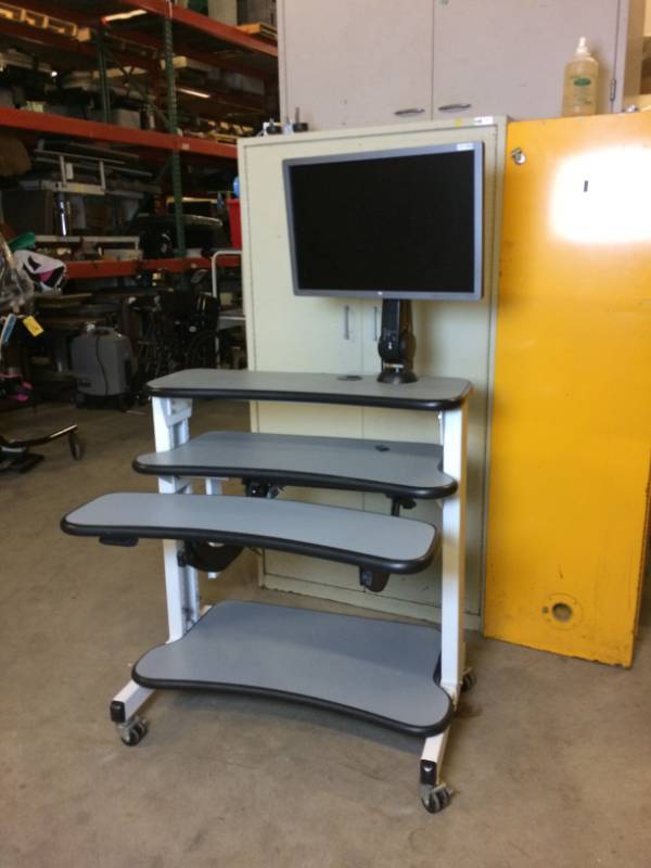 lot 18 image: Mobile Computer Workstation With&nbspF0W81A - HP EliteDisplay E241i 24-inch (1920 x 1200) at 60Hz LED-backlit LCD Monitor - Excellent Condition