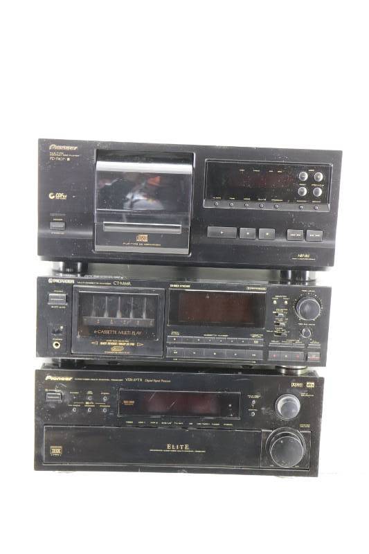 lot 7 image: Pioneer Receiver, Multi Cassette Changer & CD Changer