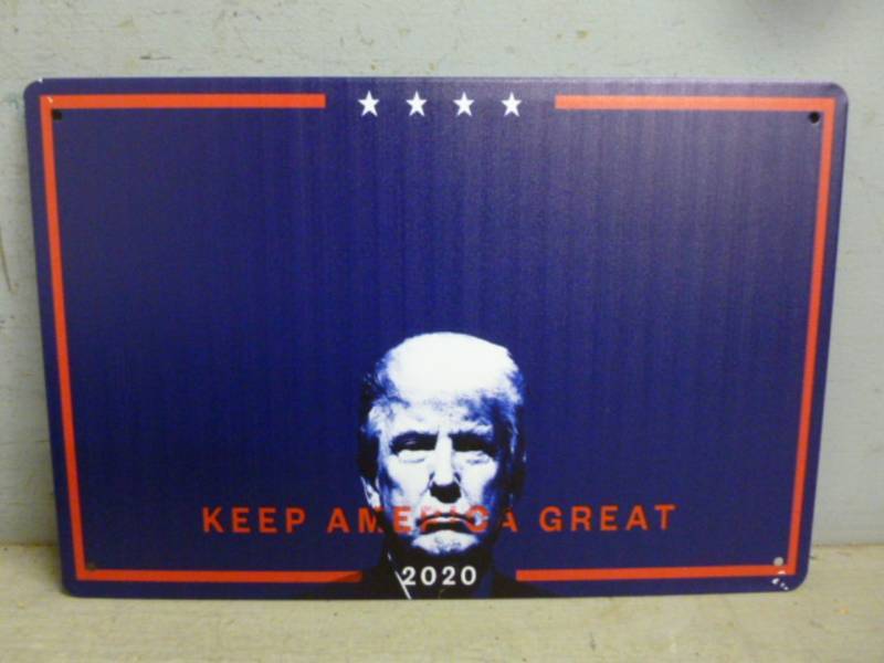 lot 41 image: Sign