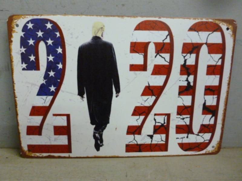 lot 42 image: Sign