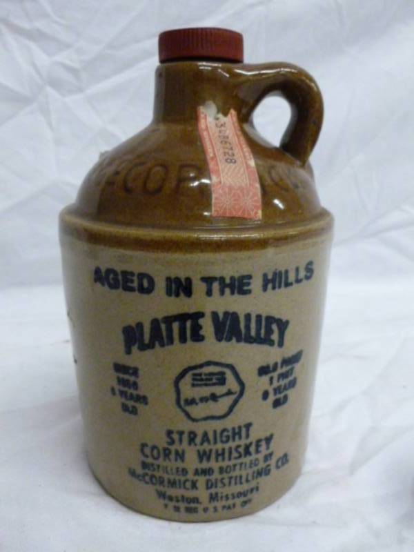 lot 114 image: Vintage Whiskey Crock
