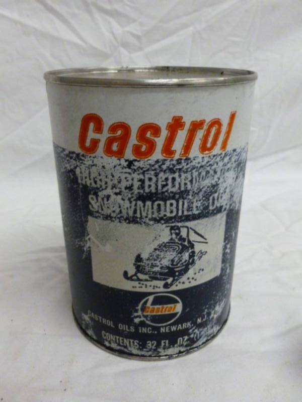 lot 115 image: Vintage Oil Can