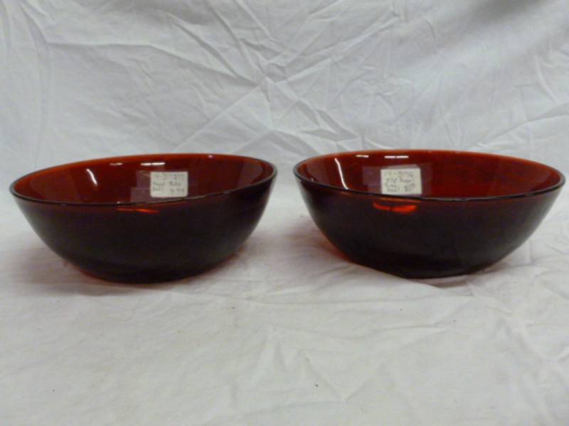 lot 174 image: Vintage Ruby Red Glass