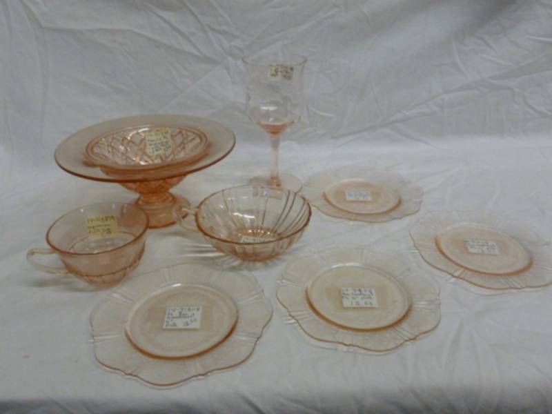 lot 177 image: Depression Glass
