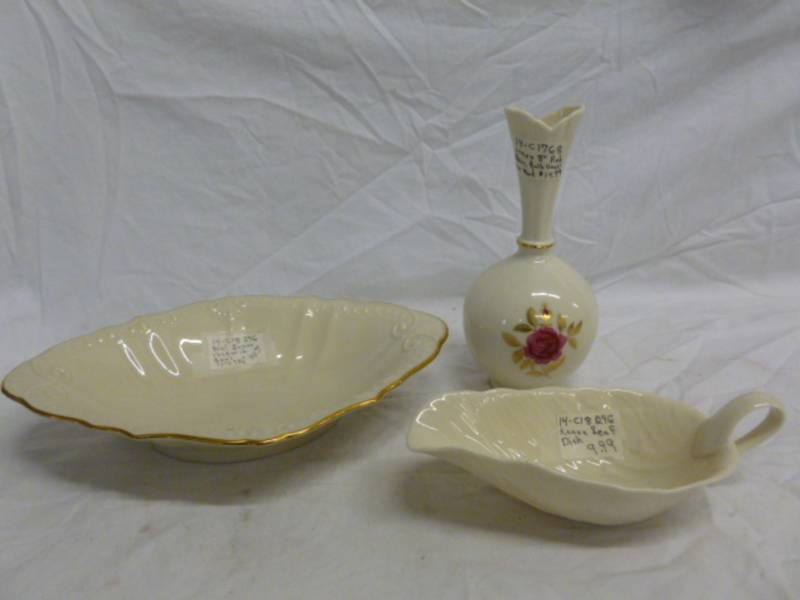lot 212 image: Lenox
