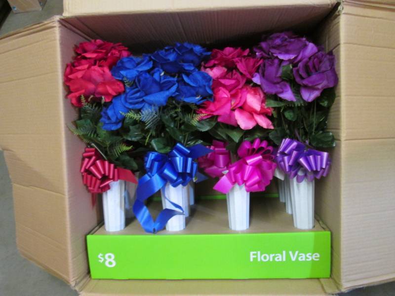 lot 66 image: Case of 12 Fake Floral Vases Approx...