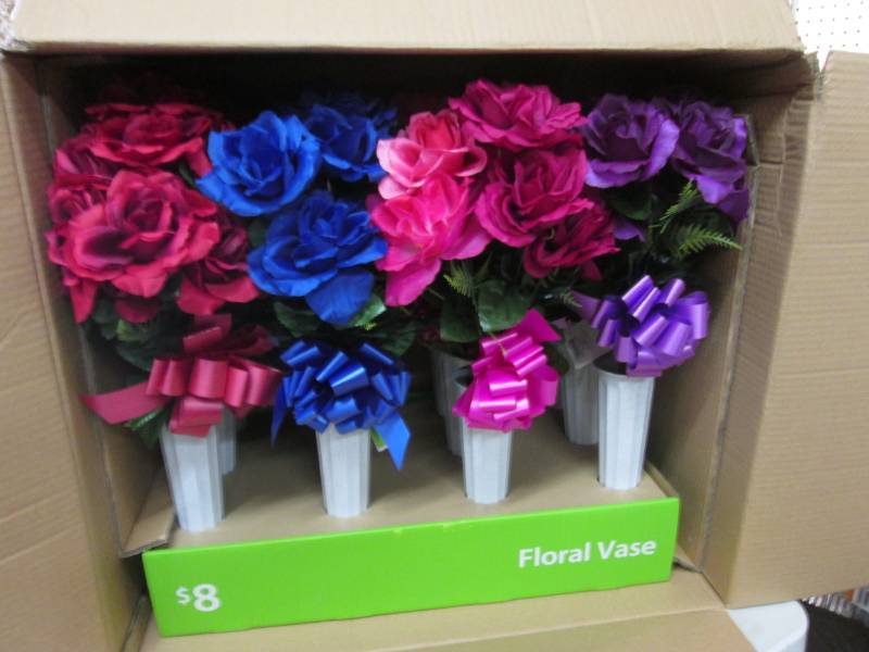 lot 77 image: Case of 12 Fake Rose Floral Vases A...