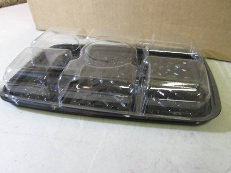 lot 245 image: Case of 100 Food Trays with Lids  F...