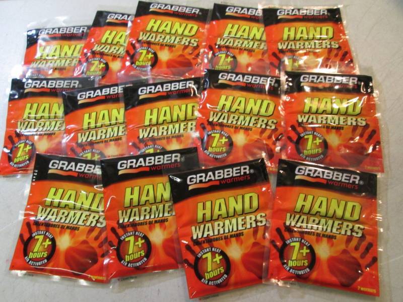 lot 252 image: Lot of 14 Hand Warmers 2-Packs  EC1...