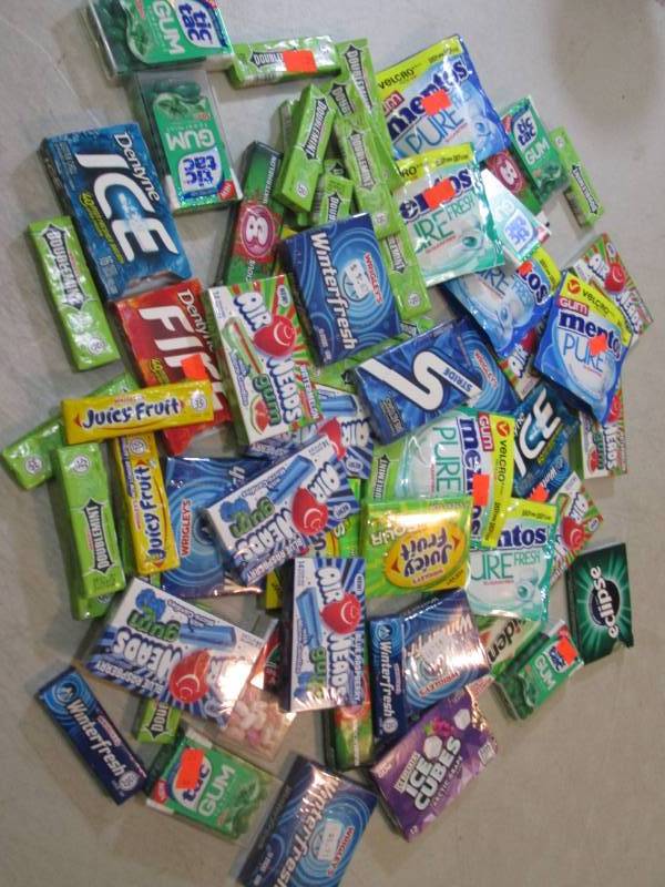 lot 266 image: Large Lot of Assorted Gum  B-1...