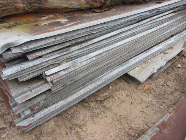 lot 29 image: Galvanized Tin