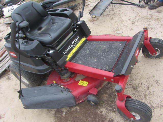 lot 12 image: Toro Zero Turn Mower