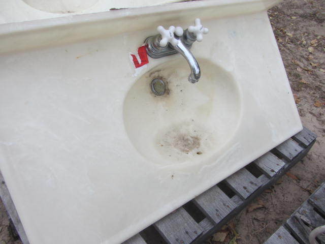 lot 37 image: Vanity Sink Top
