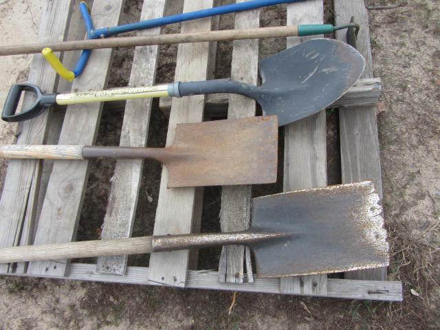lot 75 image: Hand Tools