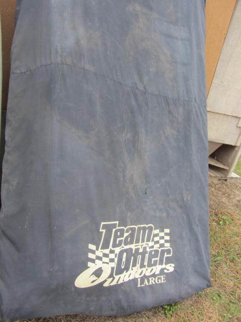 lot 78 image: Team Otter Portable Fish House