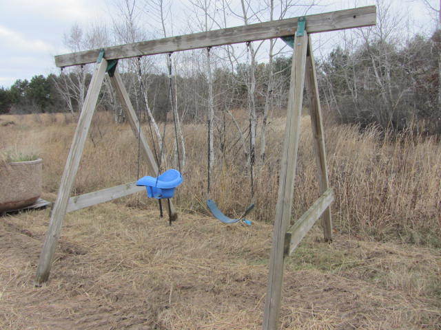 lot 83 image: Swing Set