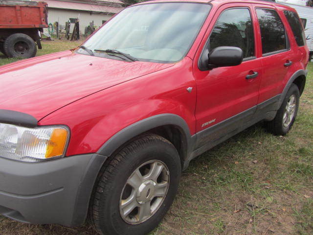 lot 6 image: Ford Escape XLT