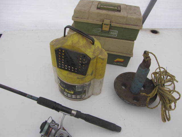 lot 88 image: Fishing
