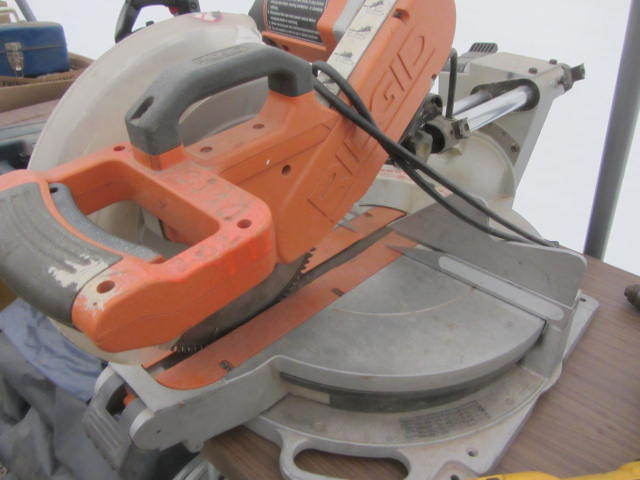 lot 103 image: Rigid Cpd Sliding Miter Saw