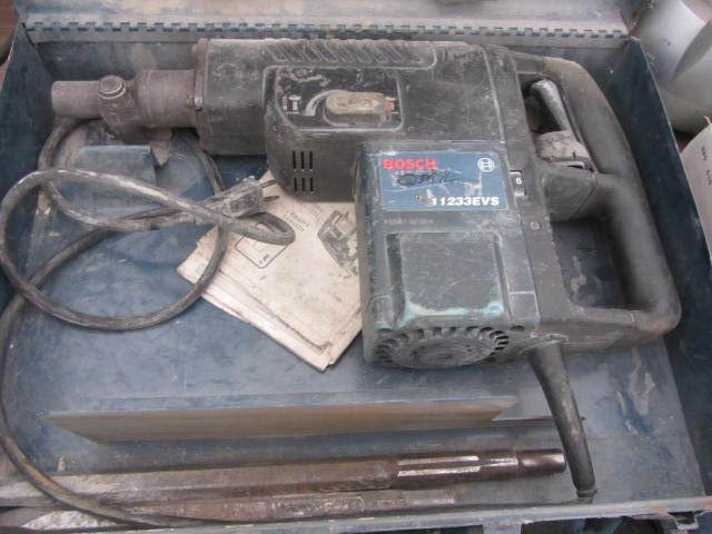 lot 115 image: Bosch Rotary Hammer