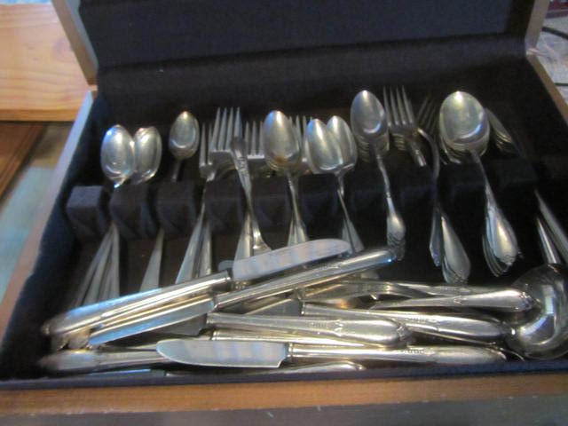 lot 179 image: Flatware & Chest