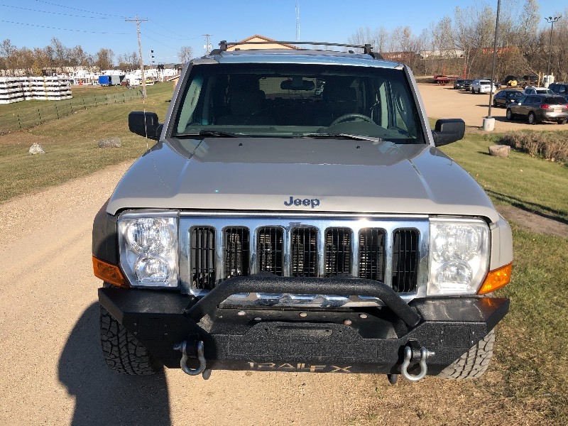 2007 Jeep Commander Sport 4x4