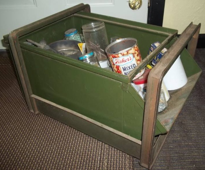 lot 14 image: Misc Hardware and Metal Bin