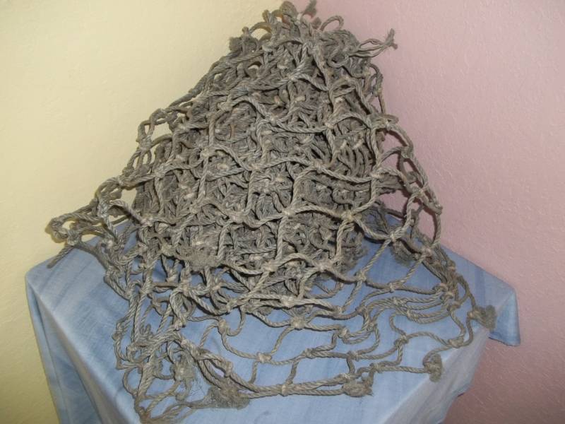 lot 42 image: Netting