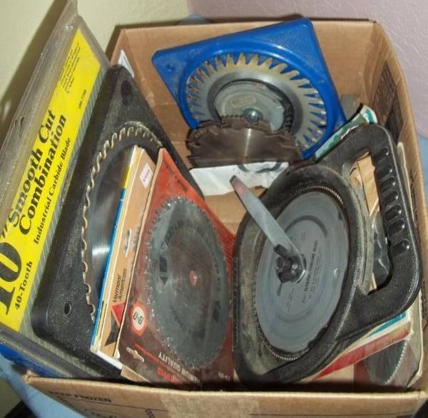 lot 45 image: Circular Saw Blades