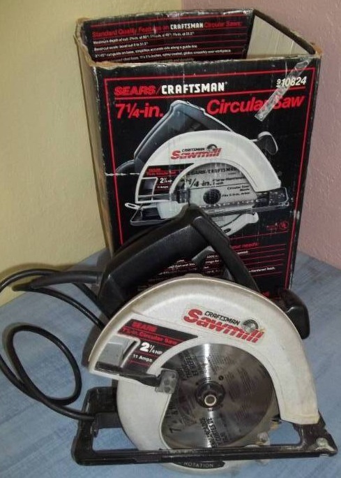 lot 46 image: Circular Saw