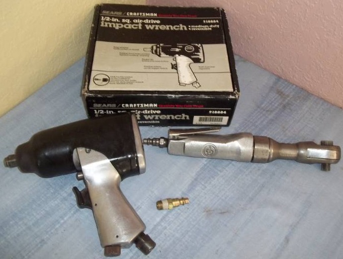 lot 64 image: Air Tools