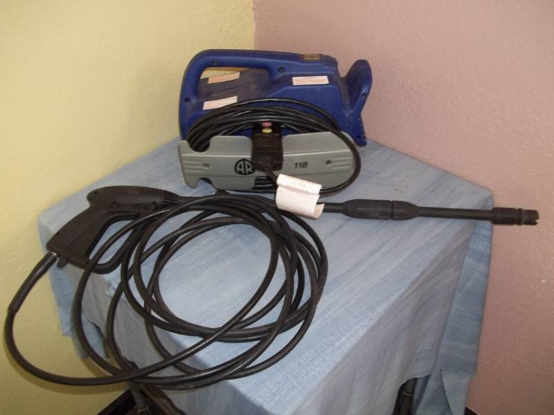 lot 66 image: Pressure Washer