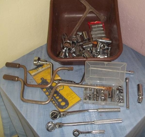 lot 143 image: Sockets, Ratchets, and More