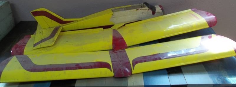 lot 160 image: Large Model Airplane Body