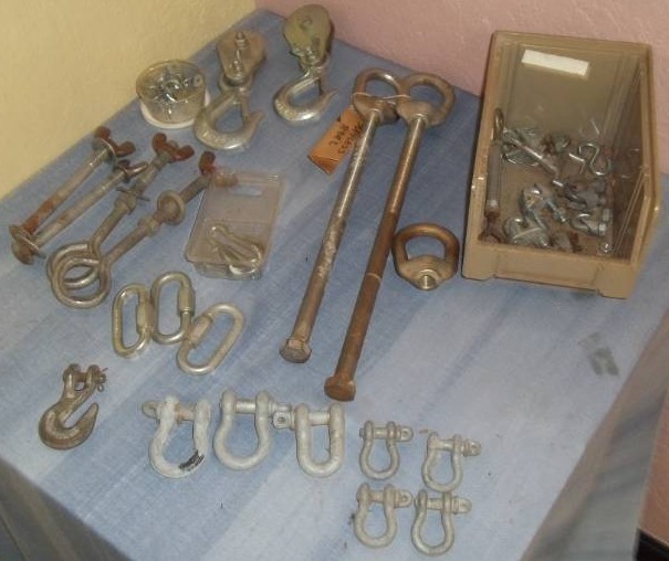 lot 198 image: Misc Hardware