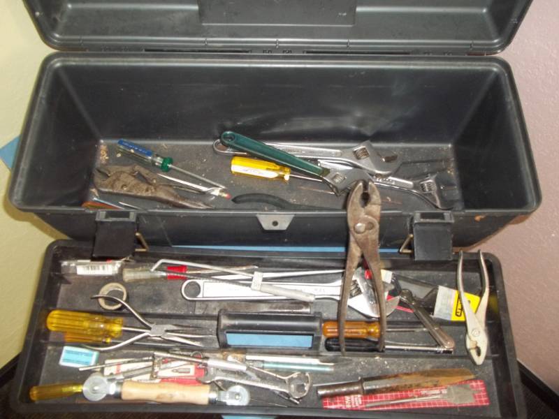 lot 218 image: Tool Box with Assorted Hand Tools