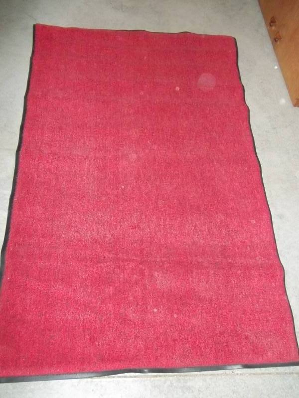 lot 267 image: Commercial Entry Rug