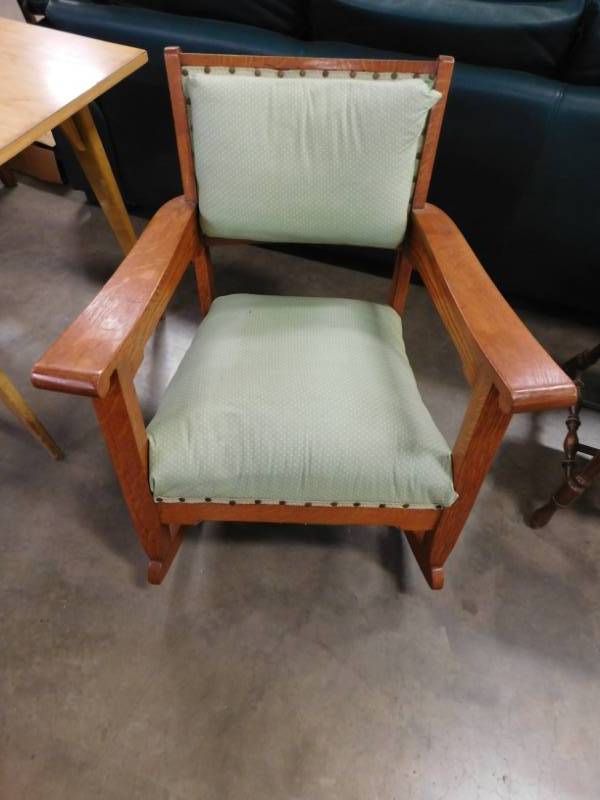 lot 80 image: Antique Rocking Chair
