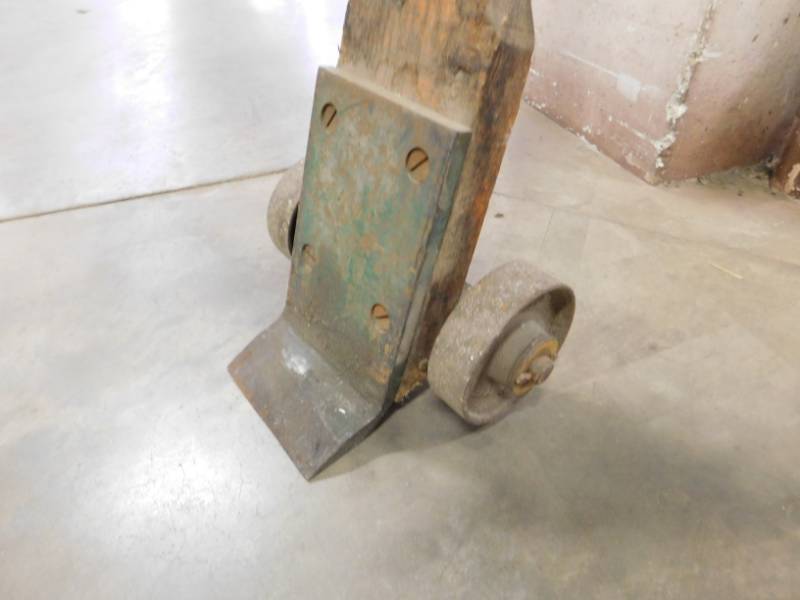 lot 104 image: Johnson Bar